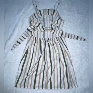 S/M Striped Open Back Tie Zip Summer Dress Green White Adjustable Straps Cute​